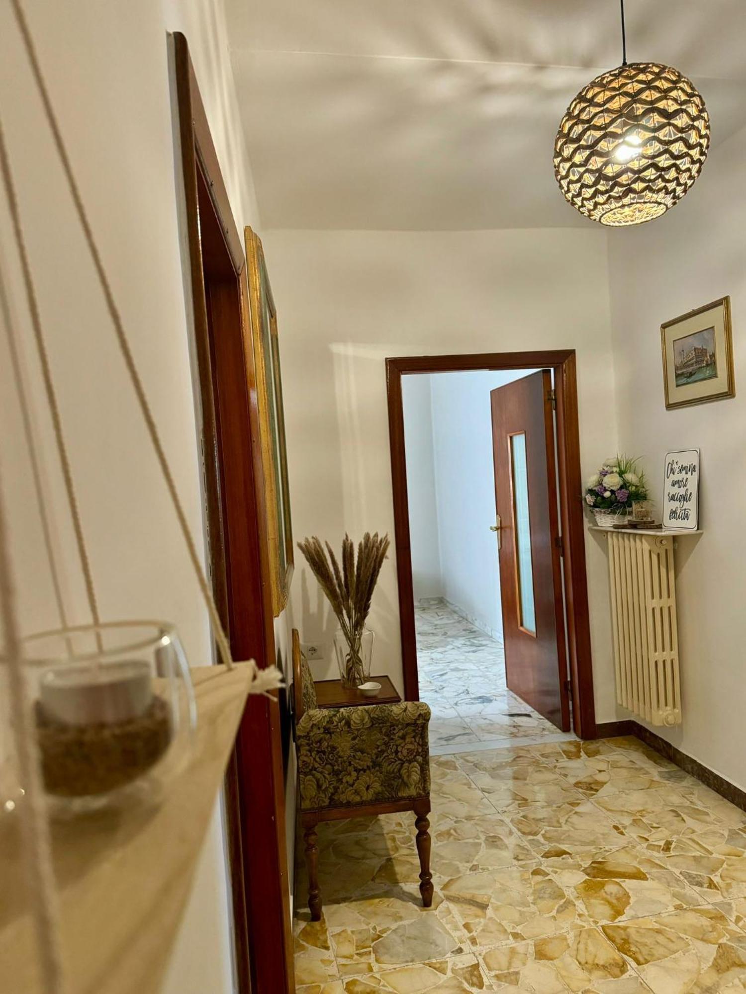 Ely House Apartment Monte Sant'Angelo Luaran gambar