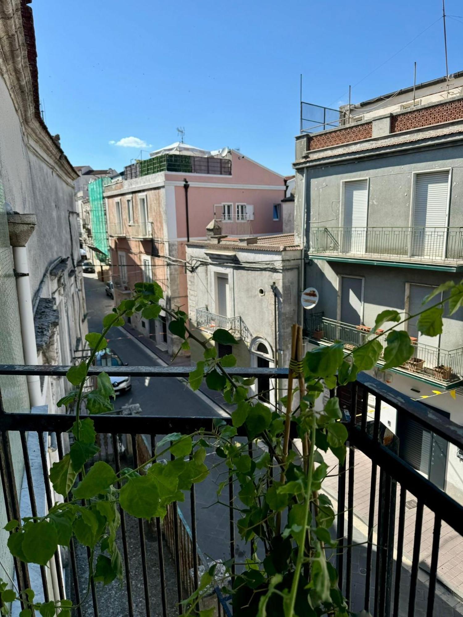 Ely House Apartment Monte Sant'Angelo Luaran gambar