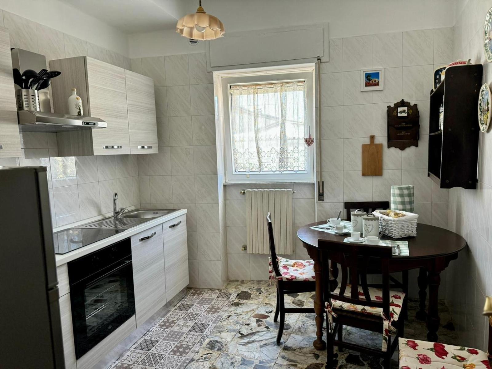 Ely House Apartment Monte Sant'Angelo Luaran gambar