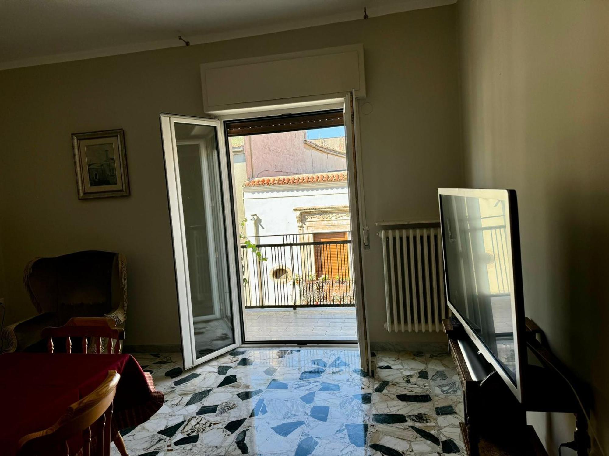 Ely House Apartment Monte Sant'Angelo Luaran gambar