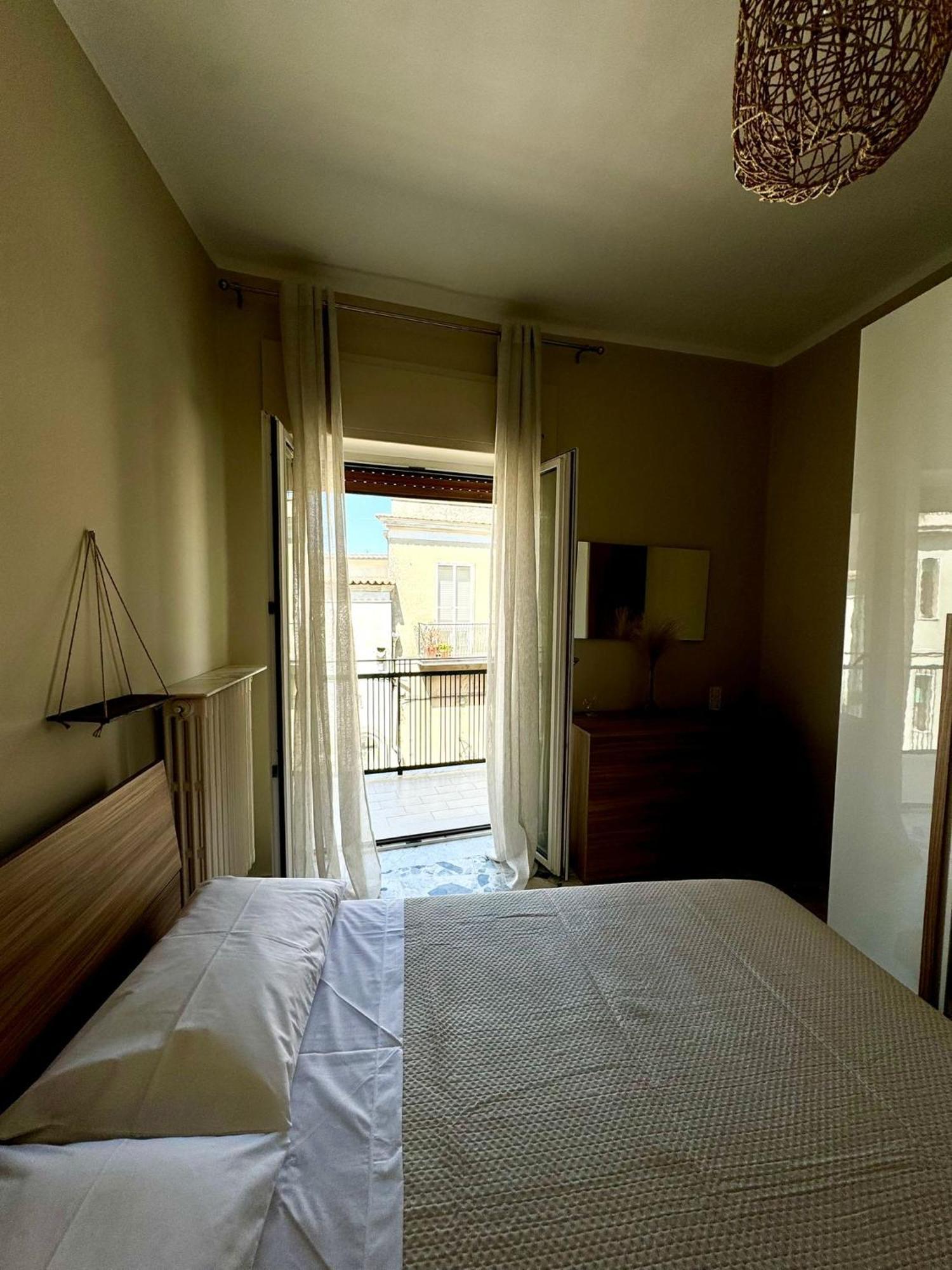 Ely House Apartment Monte Sant'Angelo Luaran gambar