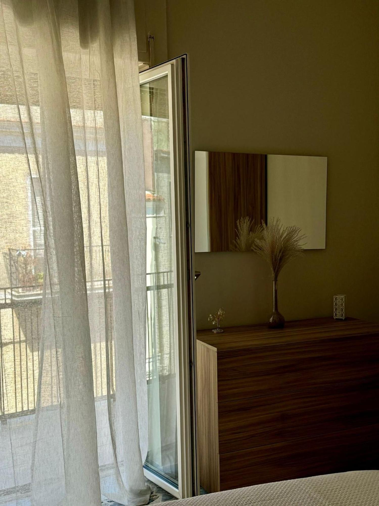 Ely House Apartment Monte Sant'Angelo Luaran gambar