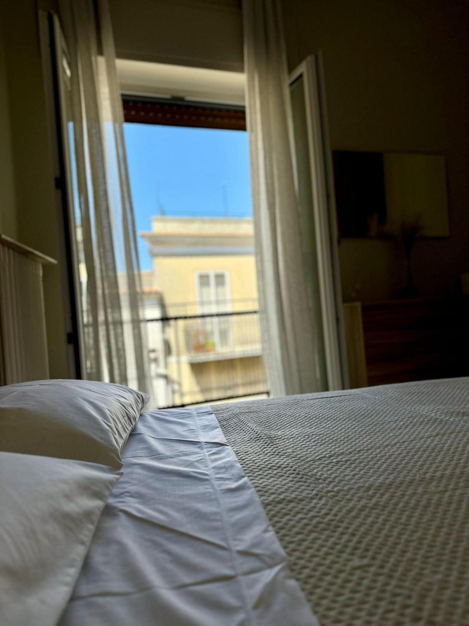 Ely House Apartment Monte Sant'Angelo Luaran gambar