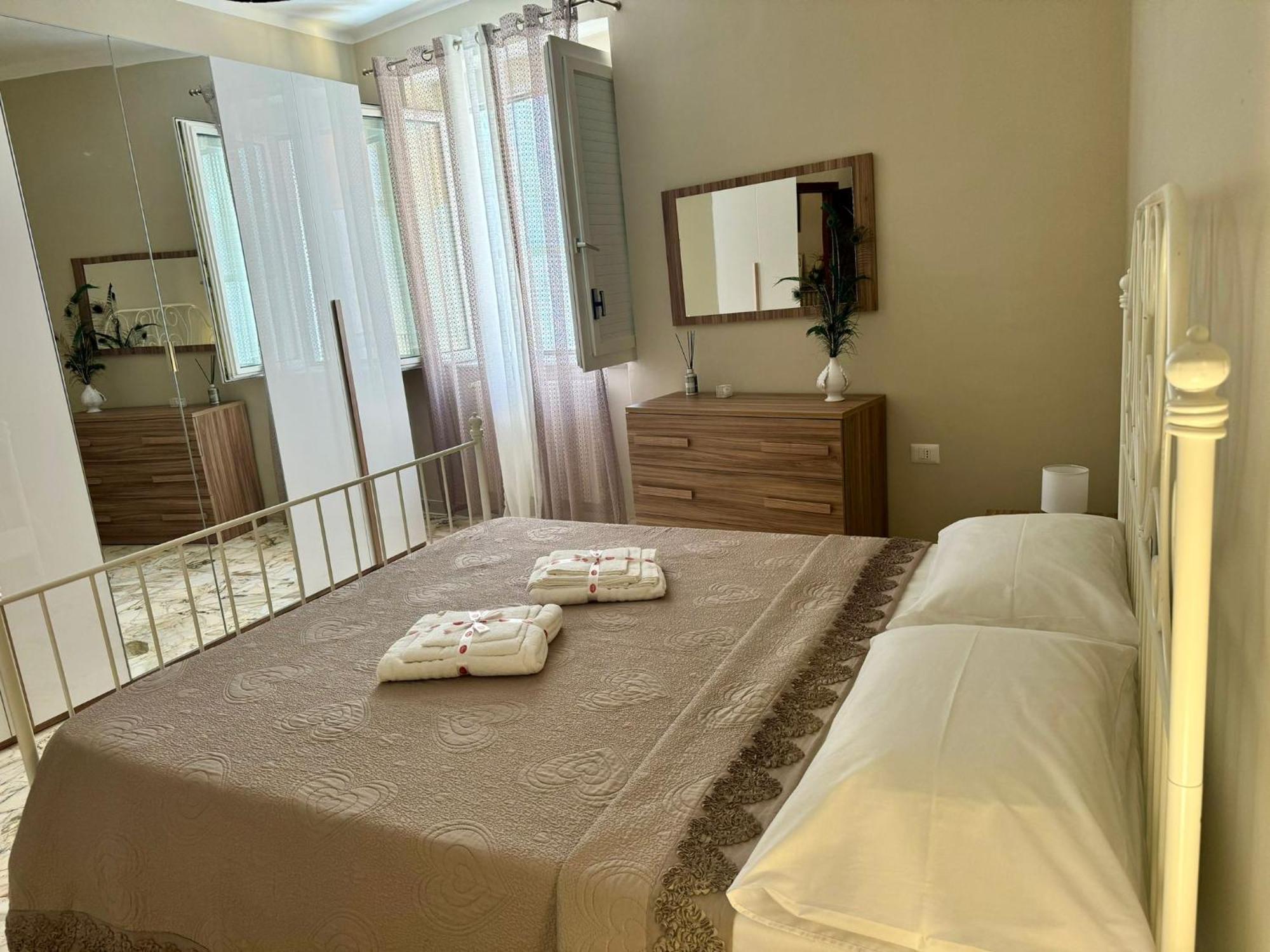 Ely House Apartment Monte Sant'Angelo Luaran gambar